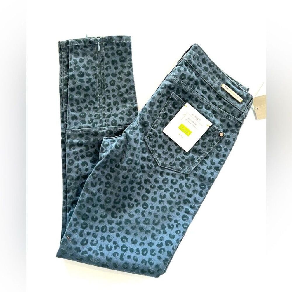 NWT Anthropologie Pilcro Stet Skinny Jeans Flocked Leopard Ankle Zip